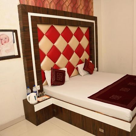 Hotel Robin Inn Amritsar Bagian luar foto