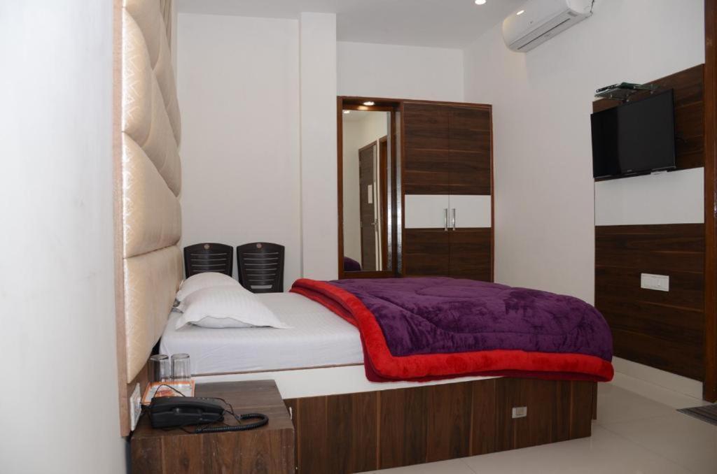 Hotel Robin Inn Amritsar Bagian luar foto