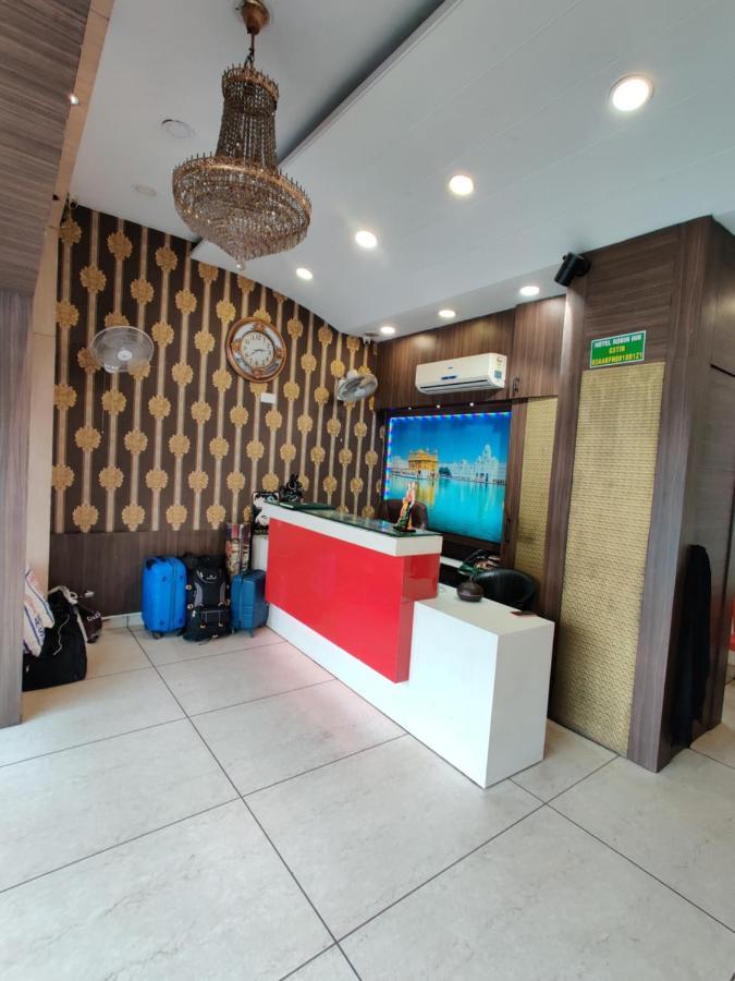 Hotel Robin Inn Amritsar Bagian luar foto