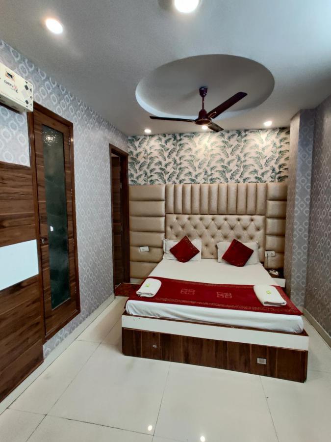 Hotel Robin Inn Amritsar Bagian luar foto