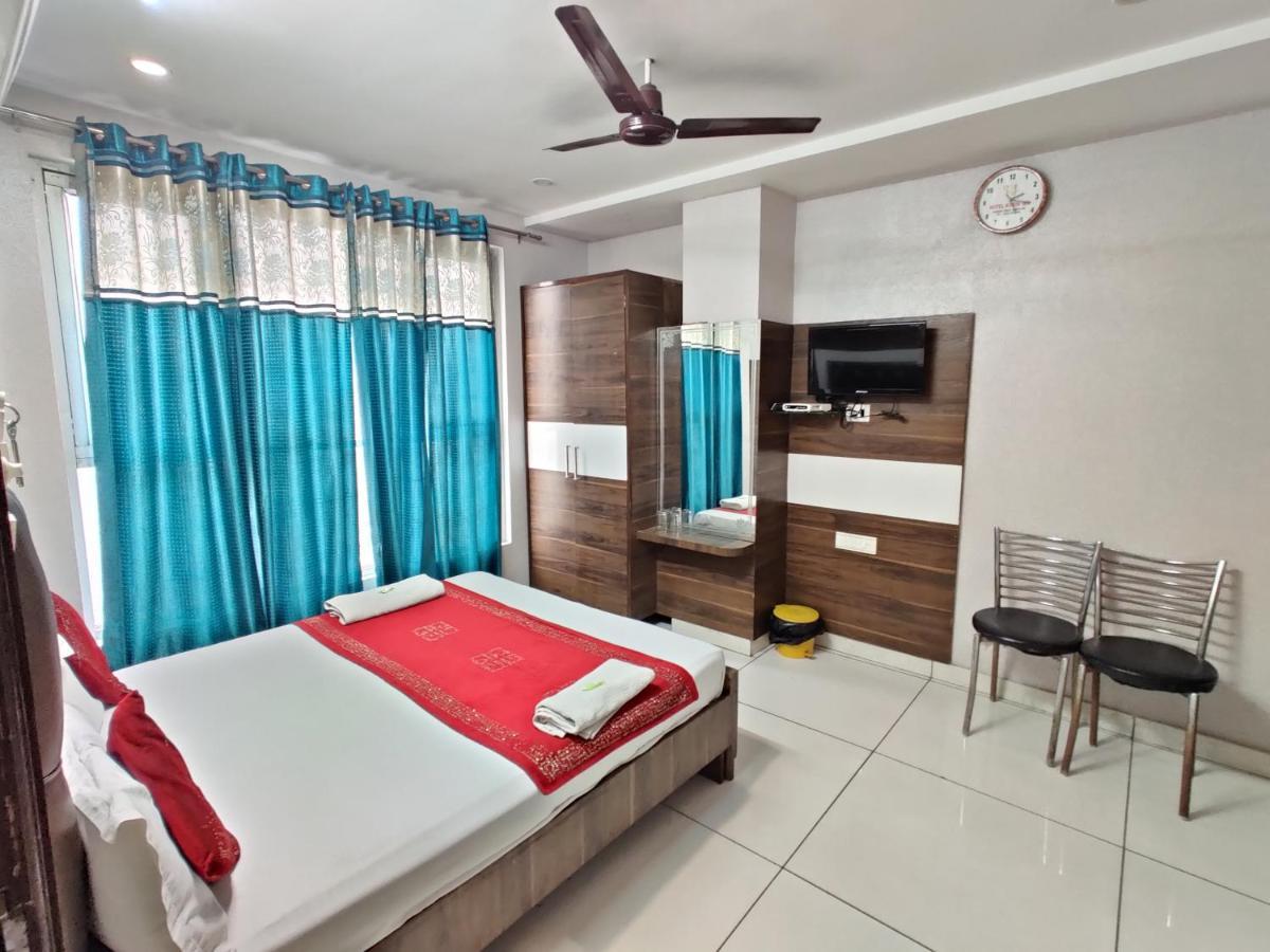 Hotel Robin Inn Amritsar Bagian luar foto