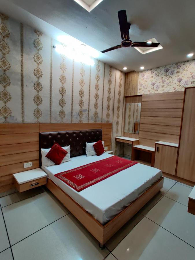 Hotel Robin Inn Amritsar Bagian luar foto