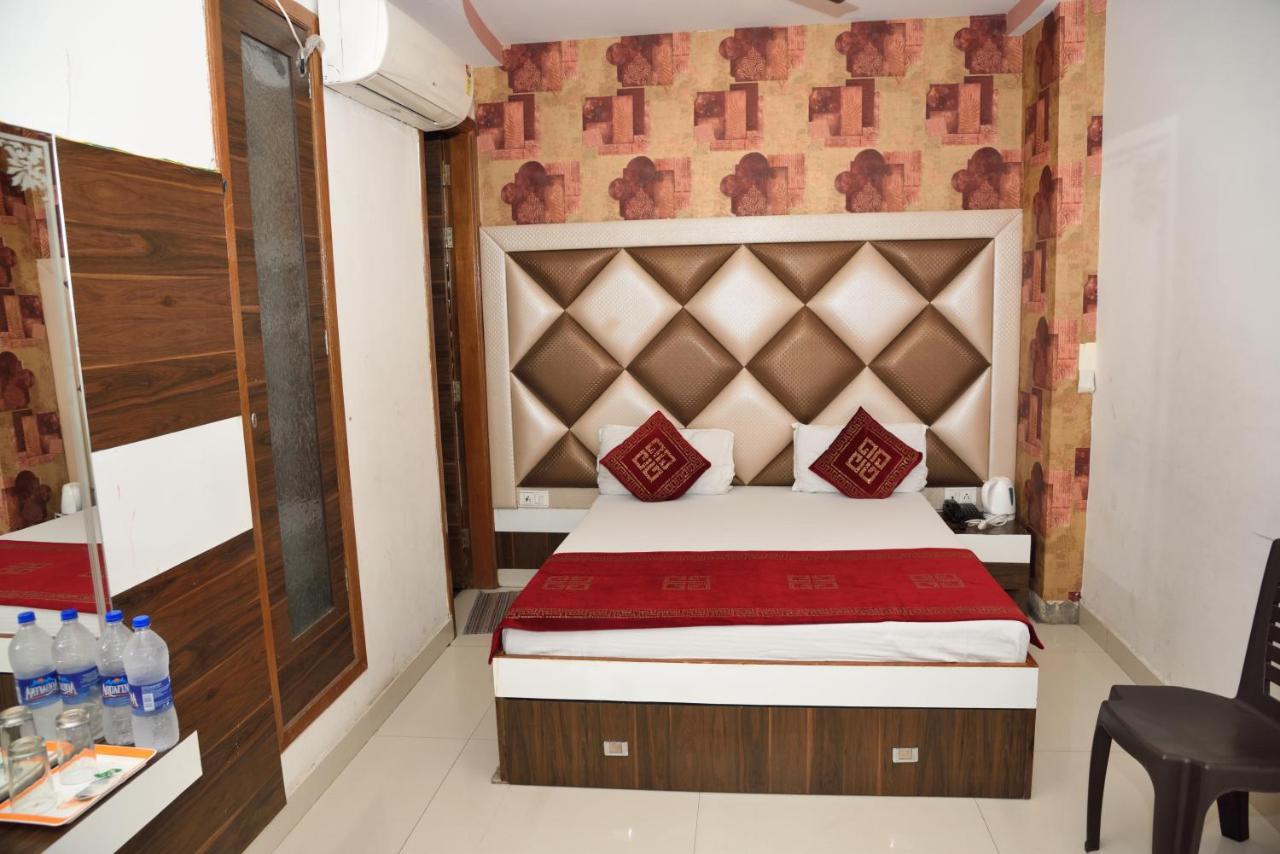 Hotel Robin Inn Amritsar Bagian luar foto